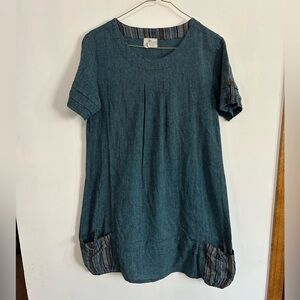 Relaxed Teal Short-Sleeve Tunic with Striped Pocket Detail
